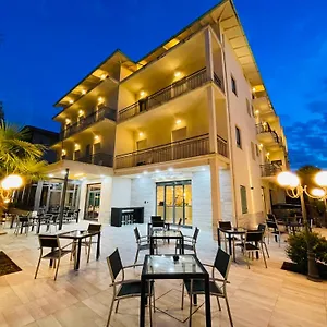 Bolognese Hotel