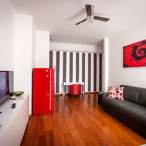 bright-new-house-in-milan.it-lombardy.com/